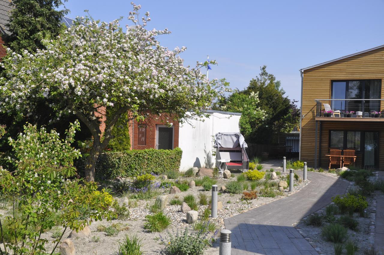 Hotel & Ferienunterkuenfte Hus Seeblick Fehmarn Kültér fotó