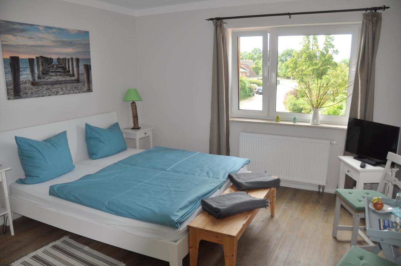 Hotel & Ferienunterkuenfte Hus Seeblick Fehmarn Kültér fotó